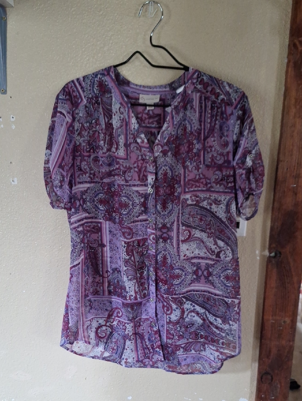 Women's Purple Paisley Button-Front Blouse